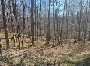 Maple Grove Rd, Moscow, PA 18444