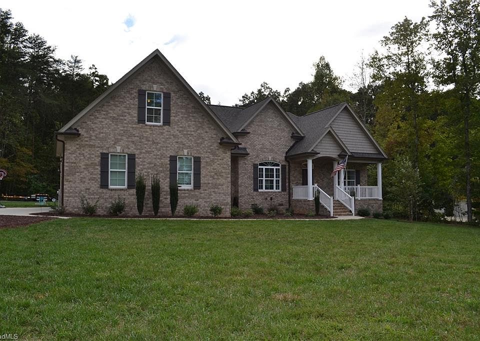 1st image of 1712 Redbird Dr