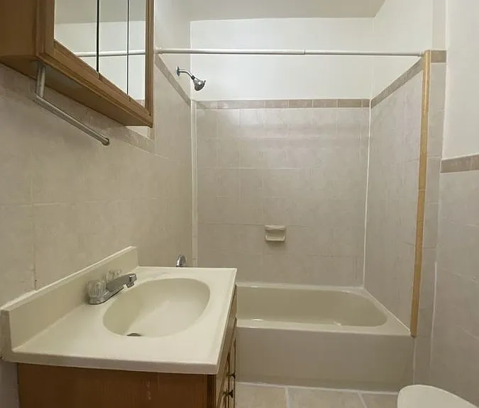 5026 Walnut St #3 — Photo 7