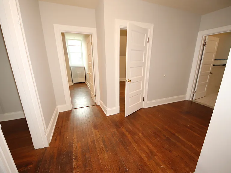 4109 Roland Ave #3F — Photo 10