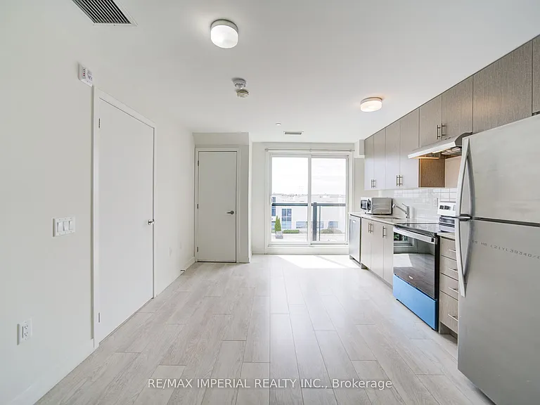 3401 Ridgeway Dr W #420 — Photo 7