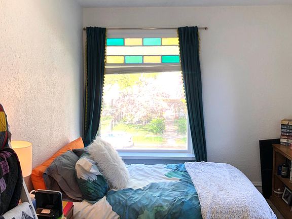 3rd image of 2714 Polk St NE #2