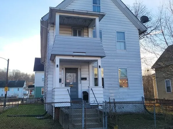 81 Adams St, Springfield, MA 01105