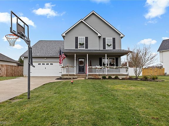 3rd image of 317 Greenview Ct