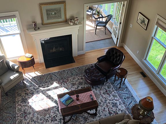 Living Rm