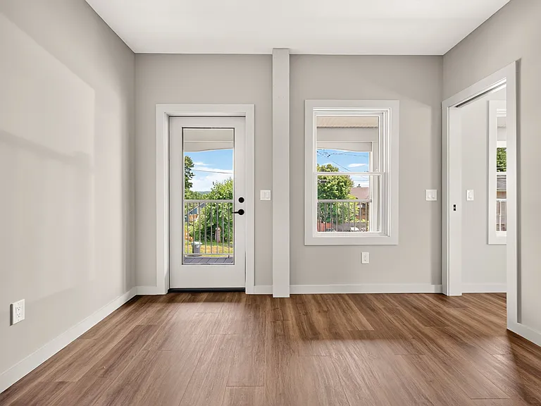 176 Hudson St #3 — Photo 7