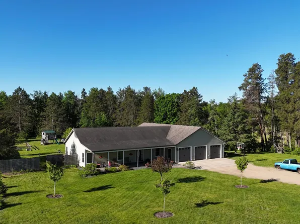 5144 Elmwood Ct NE, Bemidji, MN 56601