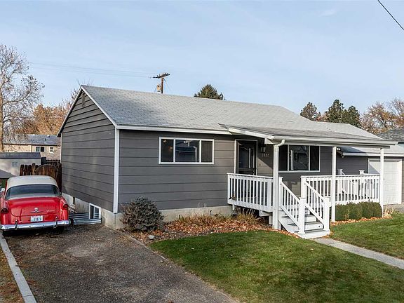 2nd image of 1927 Everest Ave