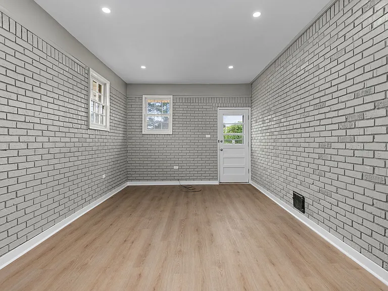 417 Edison Ave — Photo 12