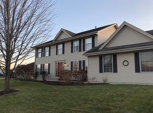 1202 University Pkwy, Rockton, IL 61072