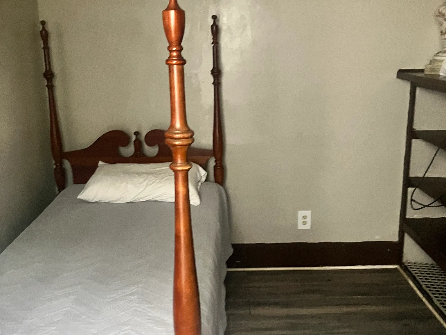 3 bed, $525 — Photo 3