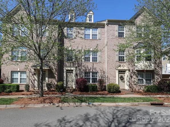 729 Naramore St, Davidson, NC 28036