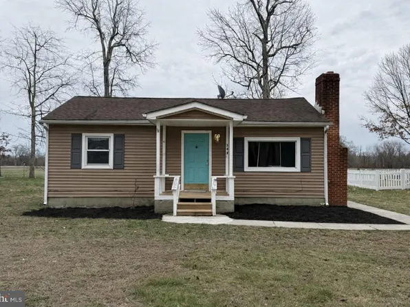 508 Latane Dr, Colonial Beach, VA 22443