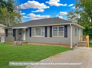 704 Park St, Carrollton, MO 64633