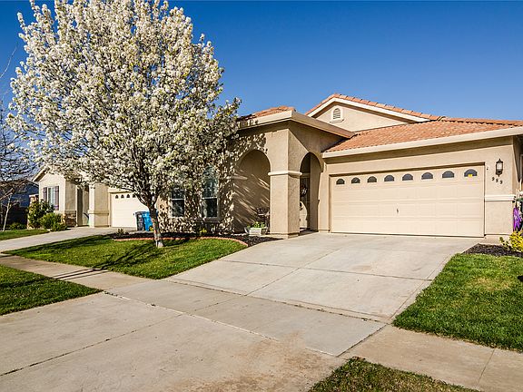 2nd image of 989 Tiburon Way
