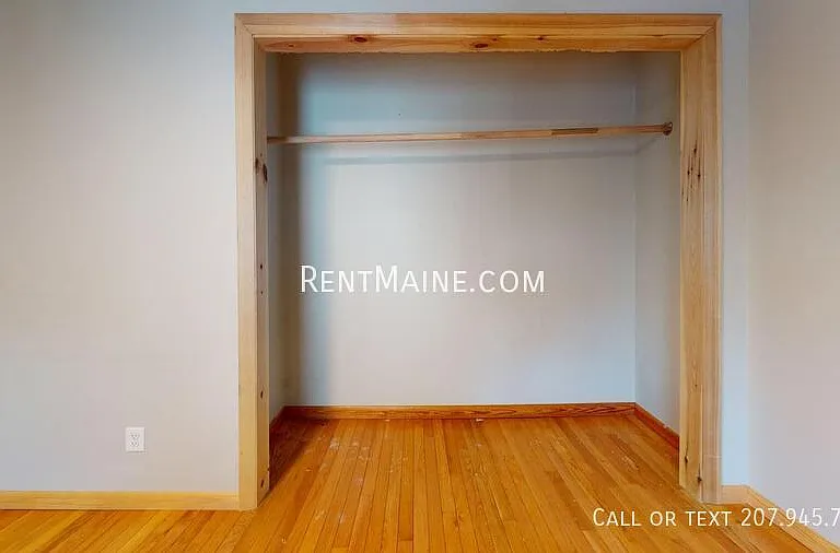 118 Grove St #2 — Photo 9