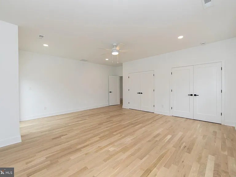 371 Kresson Rd — Photo 40