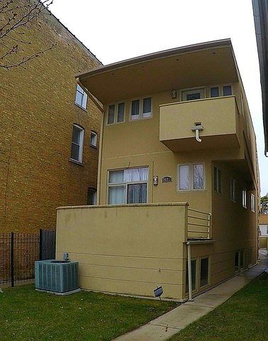 1st image of 3572 W Wabansia Ave