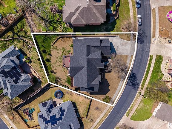 5th image of 3706 NW Riverbend Rd