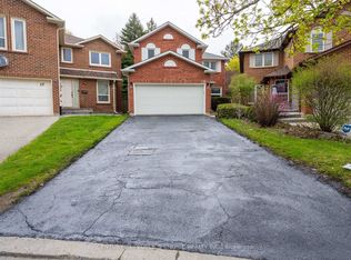 15 Kilbarry Ct, Richmond Hill, ON L4C6M8