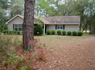 16 Meadowlark Ln, Hilton Head Island, SC 29926