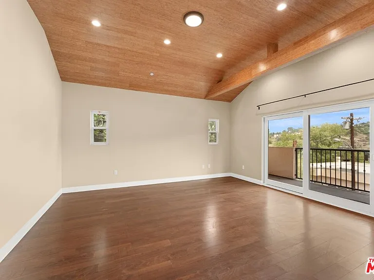 1630 Bridgeport Dr — Photo 23