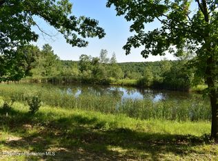 Shamberger Rd, Brackney, PA 18812