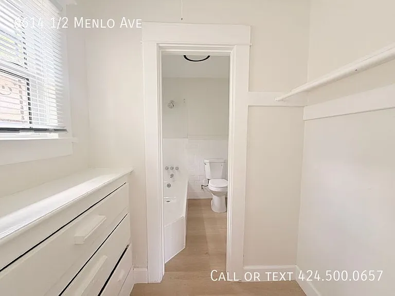 6614 1/2 Menlo Ave — Photo 9