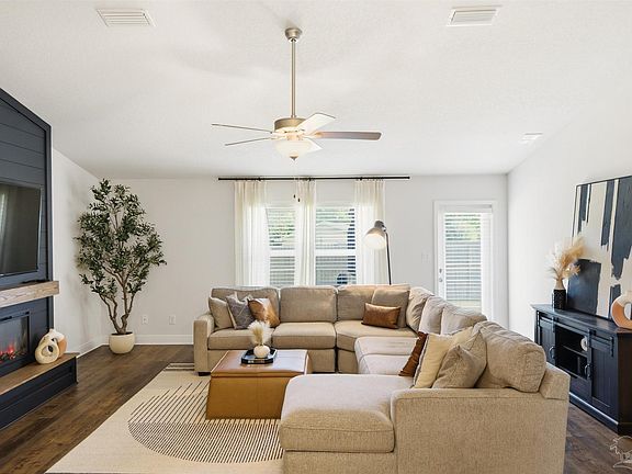 5th image of 7154 Brylington Blvd