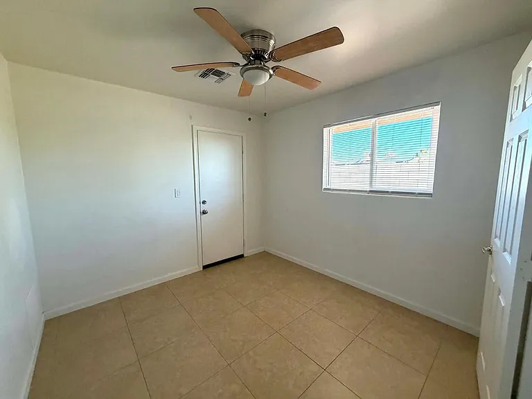15841 N Sunny Ln #1 — Photo 10