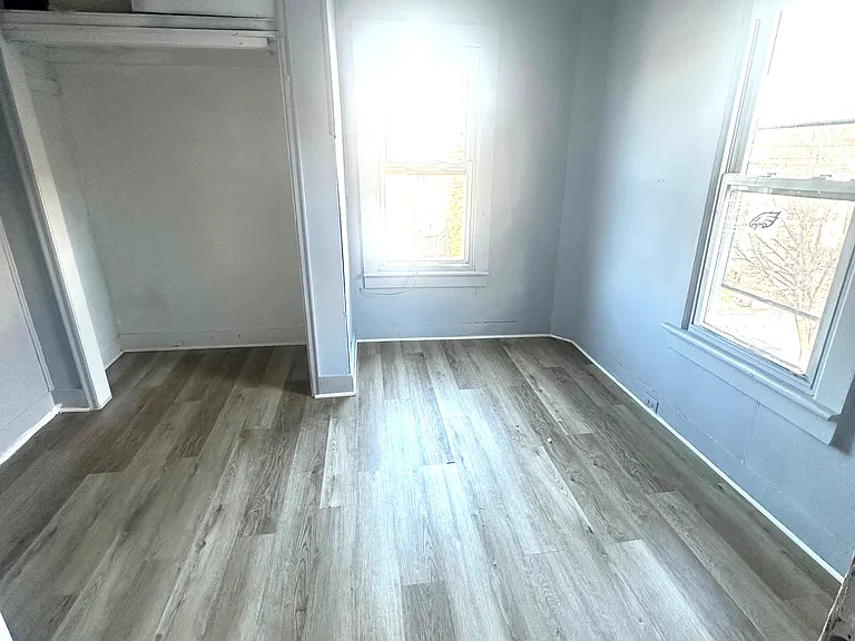 54 Terrace St — Photo 3