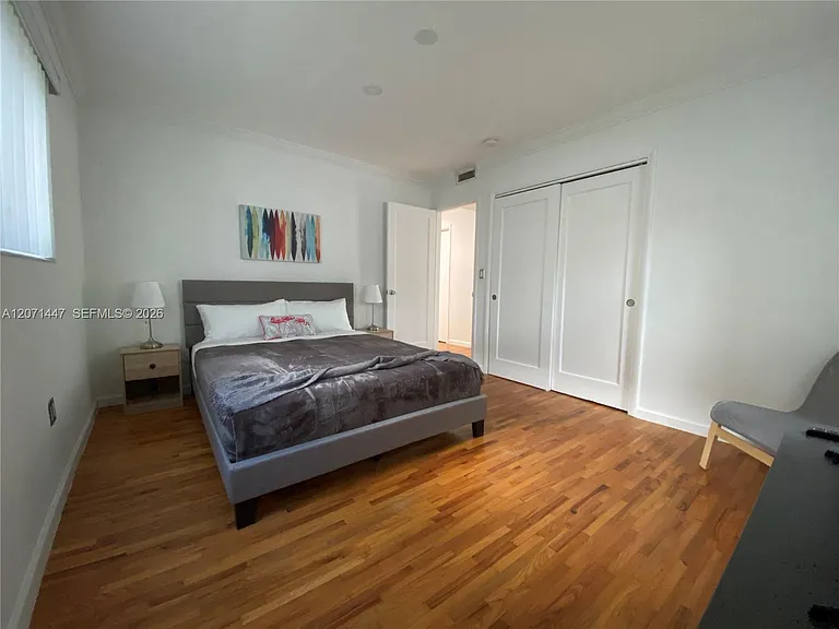 215 Antilla Ave #1 — Photo 9
