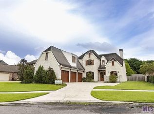 35211 Beverly Hills Dr, Prairieville, LA 70769
