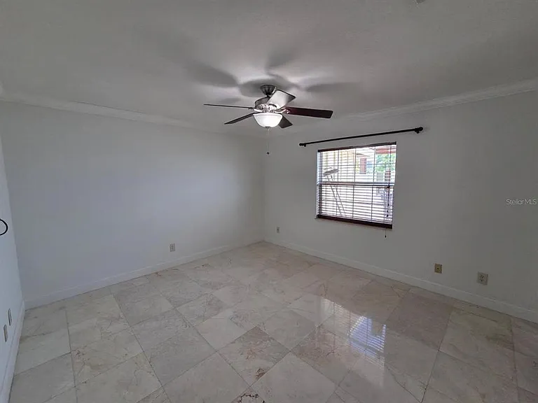 3927 E Eden Roc Cir — Photo 12