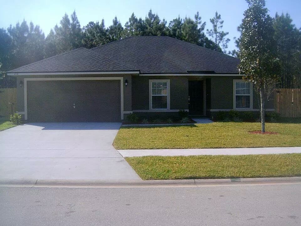 1st image of 419 W New England Dr