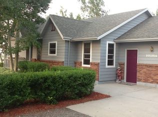 1217 Crestview Dr, Cheyenne, WY 82009