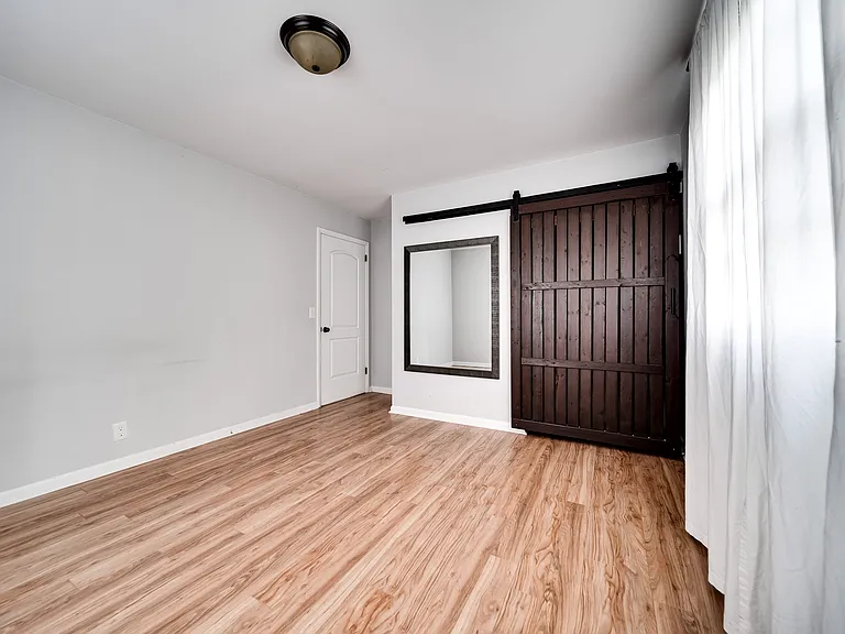 6209 Laramie Ave — Photo 30