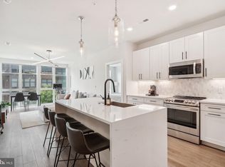 1761 Old Meadow Rd #219, McLean, VA 22101