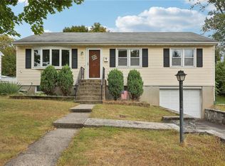 3 2nd St, Sloatsburg, NY 10974