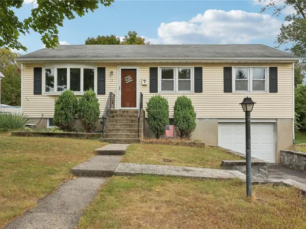 3 2nd Street, Sloatsburg, NY 10974