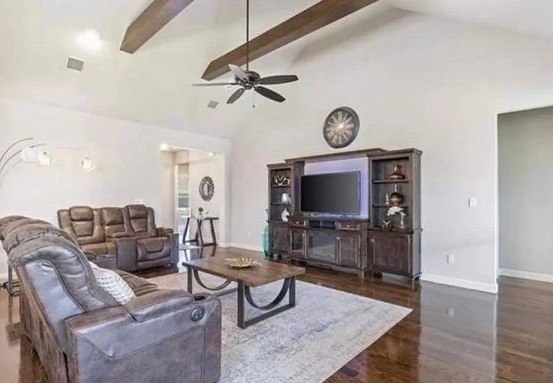 S 178th Ave E, Tulsa — Photo 2