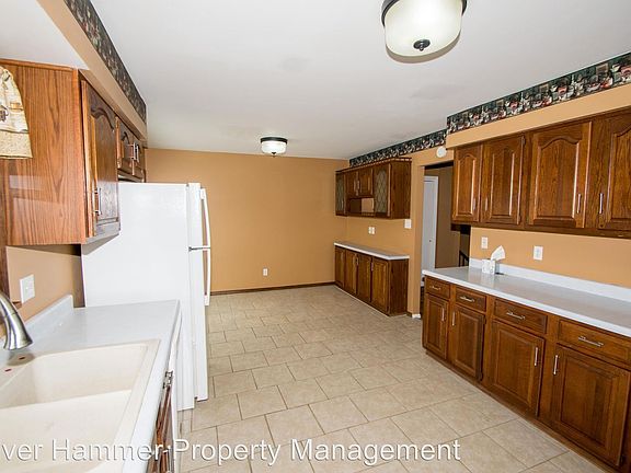 5th image of 5366 Buckeye Ave