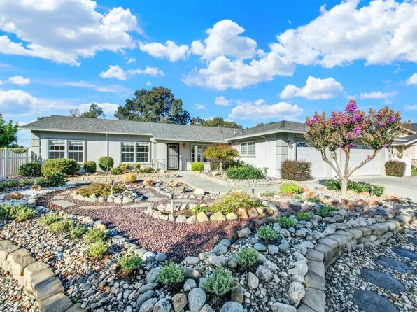 307 Zion Court, Vacaville, CA 95687
