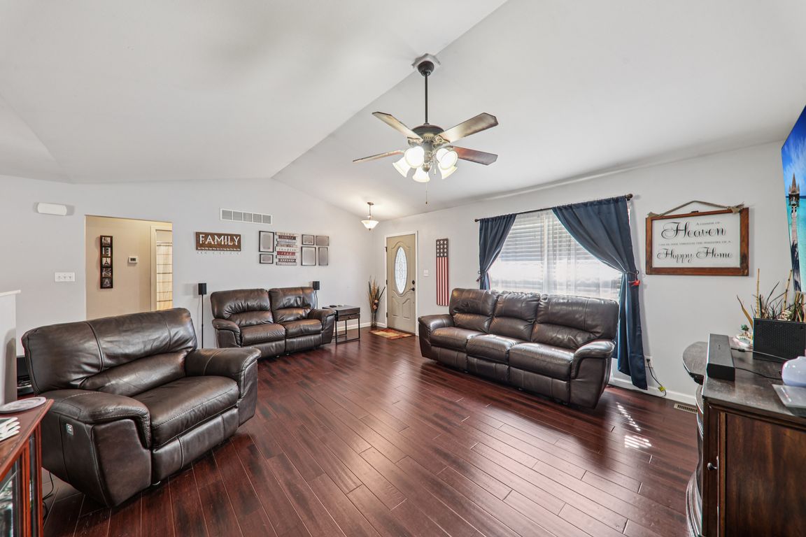 next background image