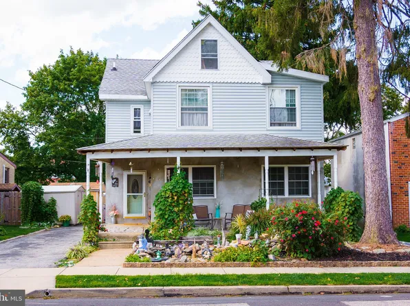 37 N Central Ave, Rockledge, PA 19046