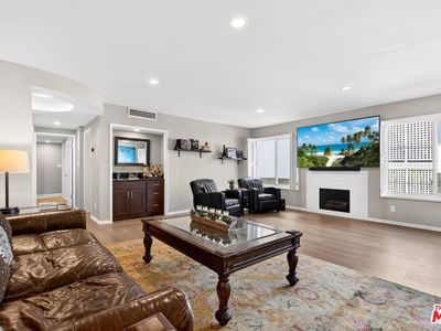831 S Gretna Green Way APT 103, Los Angeles, CA, 90049