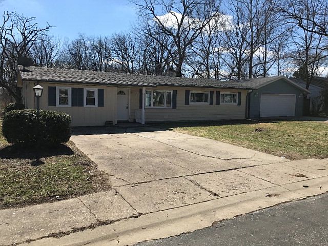 1st image of 910 Southmoor Dr