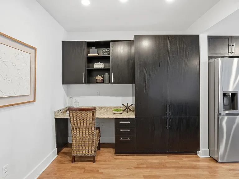699 John St #420 — Photo 11