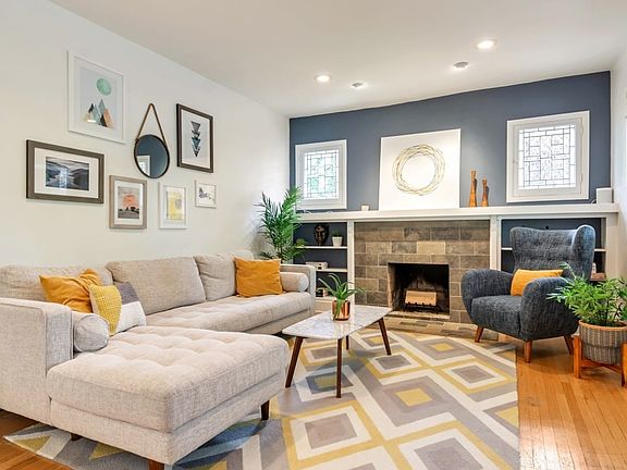3rd image of 520 E Emerson Ave #1