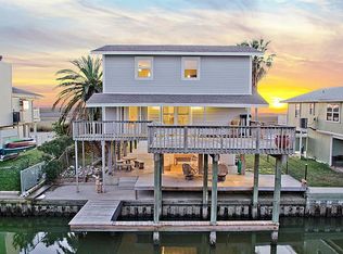 4414 Bob Smith Dr, Jamaica Beach, TX 77554